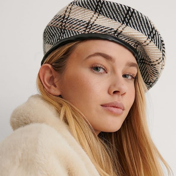 NA-KD Checkered Beret M/L NWT - Picture 2 of 9